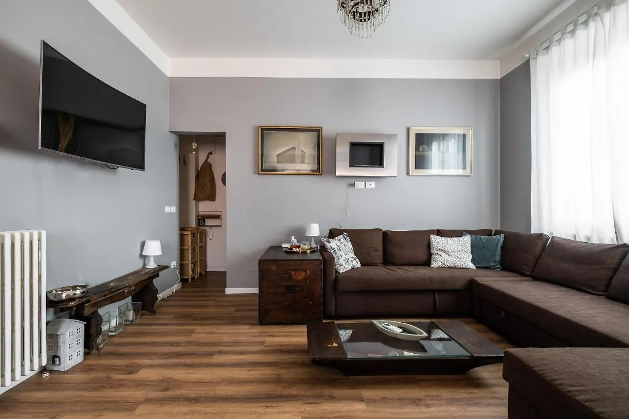 Massarenti Elegant Apartment By Wonderful Italy Bologna Italy